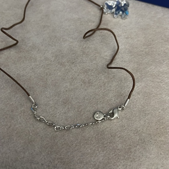 Swarovski glass mirror teddy bear necklace brand new has original box 18” long - Picture 6 of 8